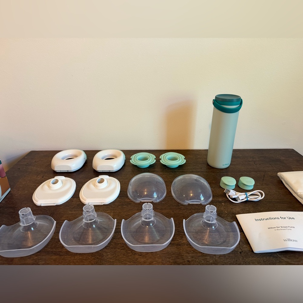 Willow Go Breast Pump Set with Cooling Bottle
